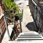 Verga Beachfront House 公寓 *