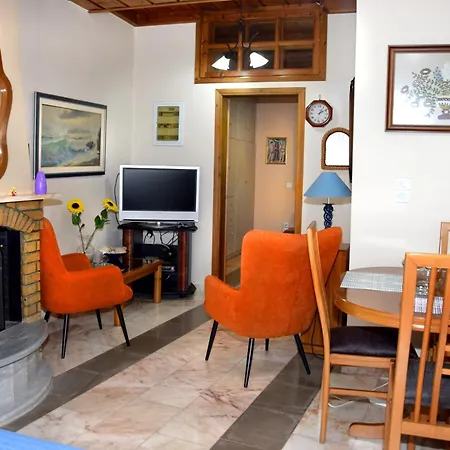 Διαμέρισμα Verga Beachfront House Καλαμάτα