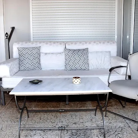 Daire Verga Beachfront House *