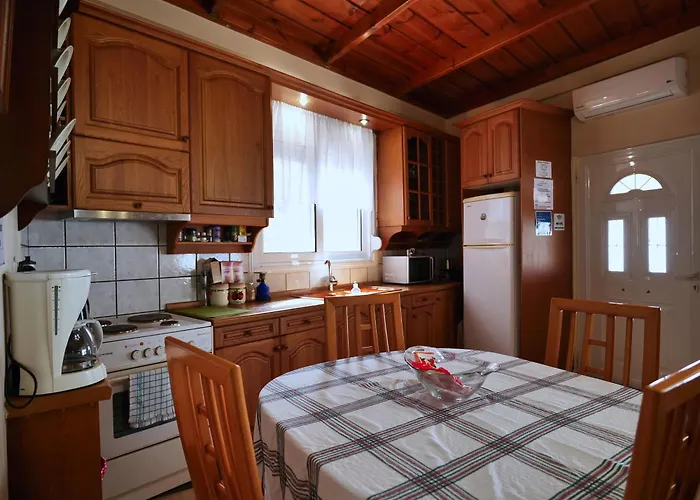 Verga Beachfront House *