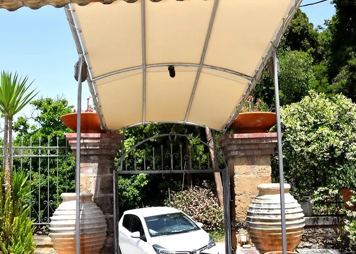 Verga Beachfront House Apartamento Kalamata